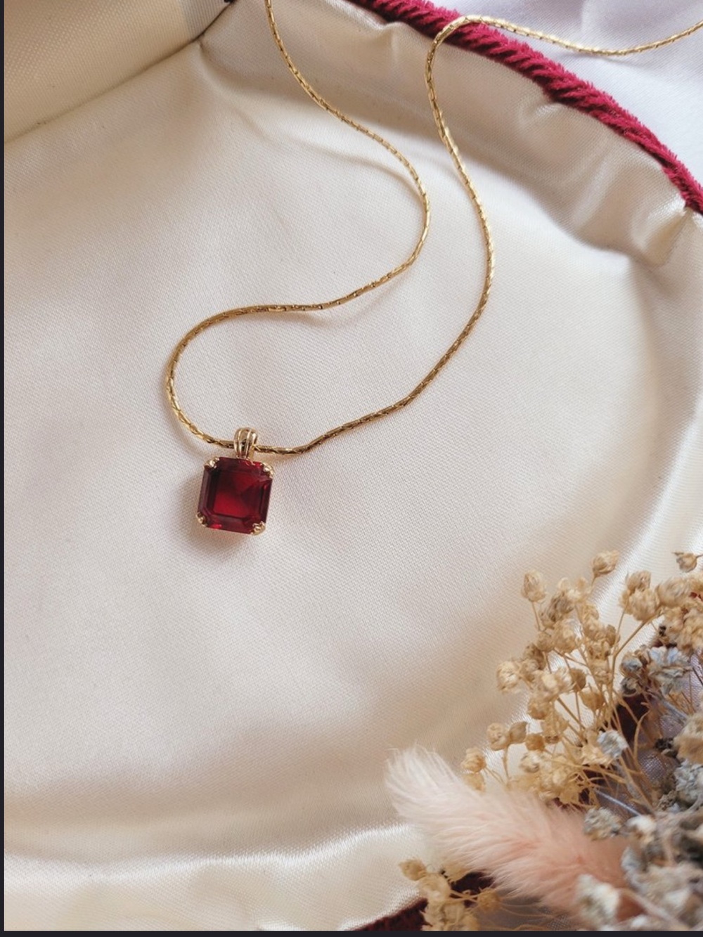 Vintage Avon Gold-Tone Necklace with Deep Red Square Pendant